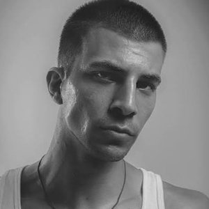 Aaron ASMR 的头像