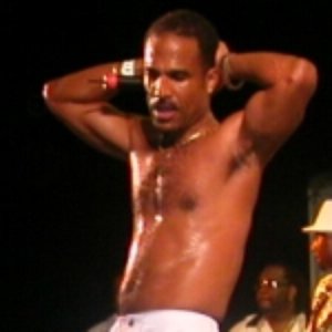 Leon Coldero 的头像