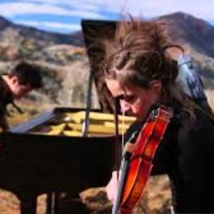 William Joseph & Lindsey Stirling 的头像