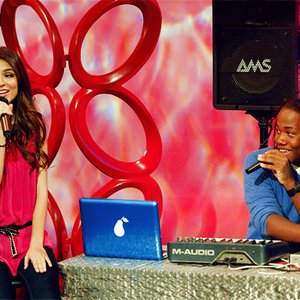 Avatar di Leon Thomas III feat. Victoria Justice