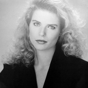 Mary Elizabeth McGlynn 的头像