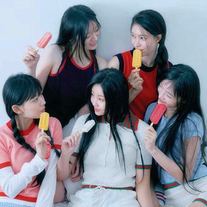 ILLIT 的头像