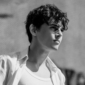 ALEKSEEV のアバター