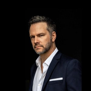 Christopher H. Knight 的头像