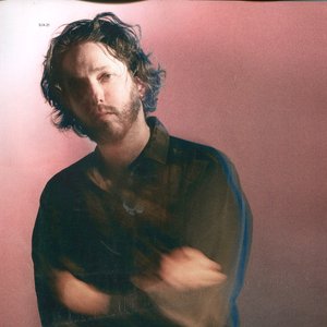 Oneohtrix Point Never 的头像