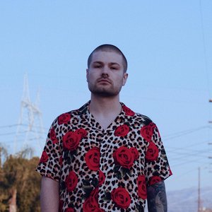 Lone Cub 的头像