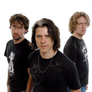 Alex Skolnick Trio photo provided by Last.fm