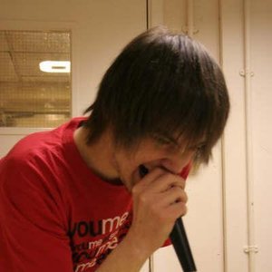 “Hiding in Reno”的封面