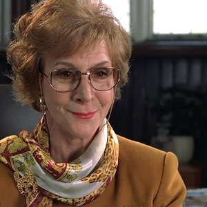 Sheila Steafel 的头像
