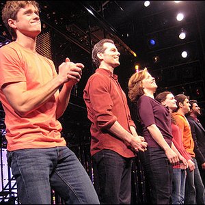 Alice Ripley, Aaron Tveit, J. Robert Spencer, Louis Hobson, Jennifer Damiano & Adam Chanler-Berat 的头像