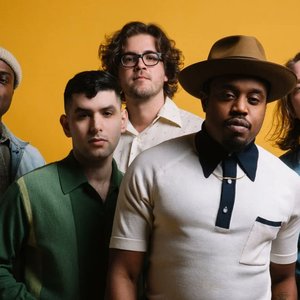 Durand Jones & The Indications, Durand Jones 的头像