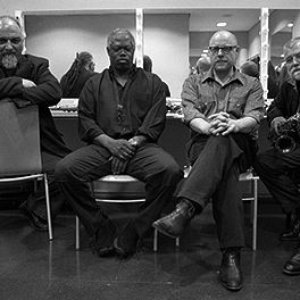 McPhee/Brötzmann/Kessler/Zerang 的头像