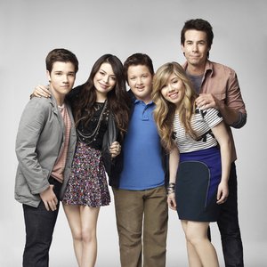 Image for 'Icarly'