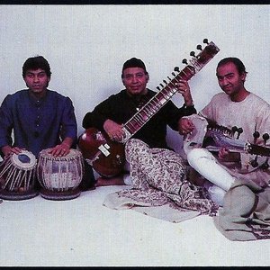 Imrat Khan, Vajahat Khan & Shafaatullah Khan 的头像