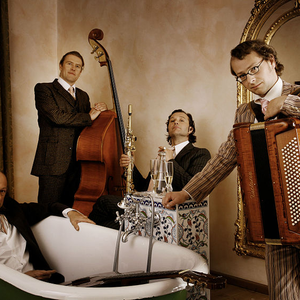 Robert Wolf photo provided by Last.fm