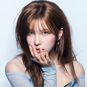 배이 (NMIXX) 的头像