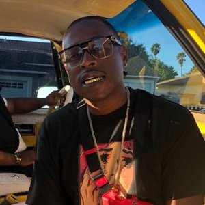 Hitta Slim 的头像