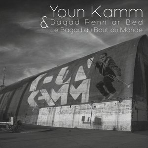 Youn Kamm & Bagad penn ar bed (Le bagad du bout du monde)