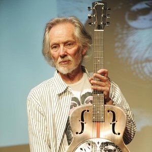 “Klaus Voormann”的封面