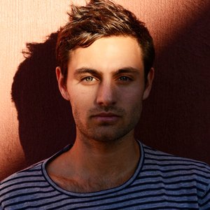 Yoke Lore 的头像