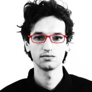 Adam Gebrian 的头像