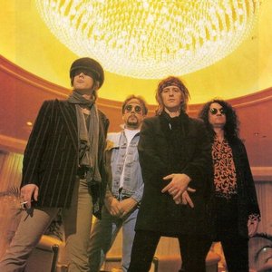 Izzy Stradlin And The Ju Ju Hounds 的头像