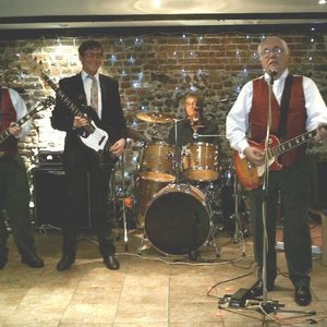 Average Blues Band 的头像