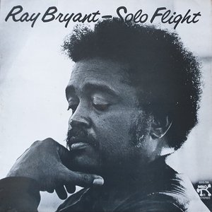 “Solo Flight”的封面