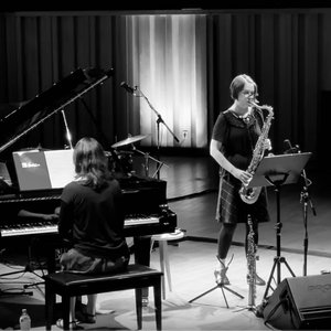 Ingrid Laubrock + Kris Davis 的头像