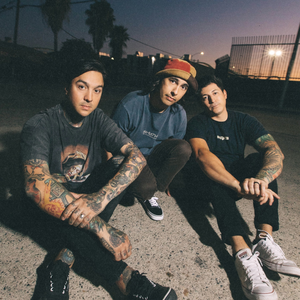 Pierce The Veil live