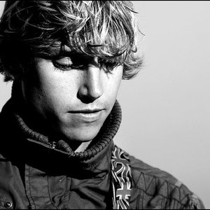 Adam Isaac 的头像
