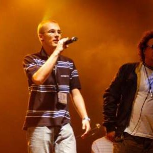 Imagen de 'Sidney Polak ft. Pezet & Mr.Reggaenerator'