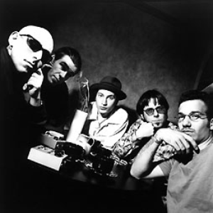 Oranj Symphonette photo provided by Last.fm