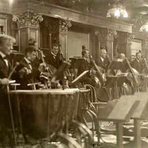 Vienna Philarmonic Orchestra 的头像