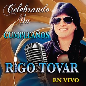 Celebrando Su Cumpleaños En Vivo