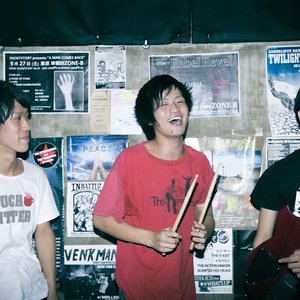 Revolution For Her Smile 的头像