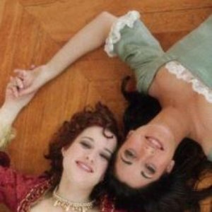 Avatar de Victoria Petrosillo et Cathialine Andria