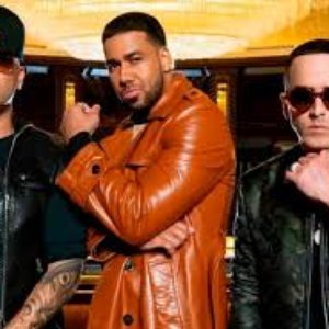 Wisin & Yandel & Romeo Santos のアバター