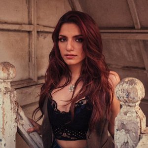 Sukriti Kakar için avatar