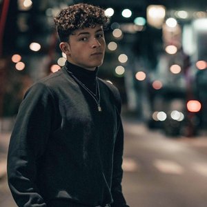 “Daniel Elmrhari”的封面