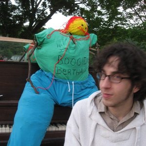 Jay Briggs & The Oily Rainbows 的头像