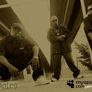 “Sacerdotes Mc's”的封面
