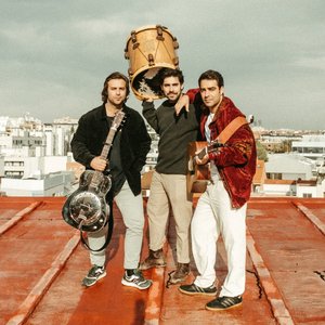 Hermanos Martínez 的头像
