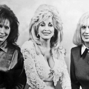 Аватар для Dolly Parton, Tammy Wynette & Loretta Lynn