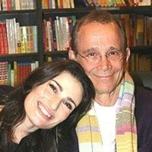 Joel Grey & Idina Menzel 的头像