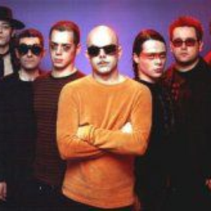 Pedro Abrunhosa & Os Bandemónio photo provided by Last.fm