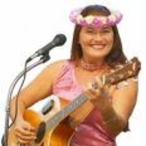 “Owana Salazar”的封面
