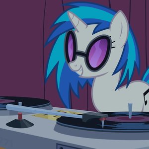 Аватар для VINYL SCRATCH