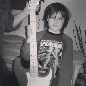 i'm honestly so lost and music doesnt help anymore - Single