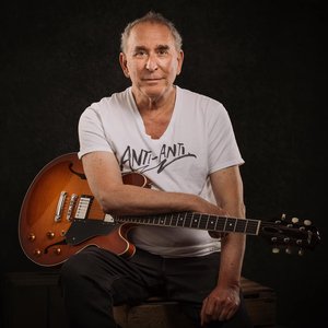 Mitch Dalton 的头像